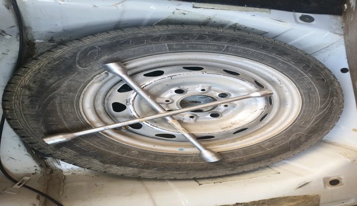 2017 Tata Tiago XT PETROL, Petrol, Manual, 53,838 km, tyre