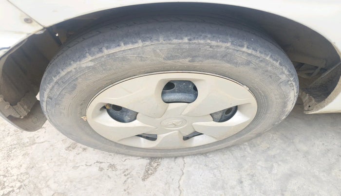 2017 Tata Tiago XT PETROL, Petrol, Manual, 53,838 km, tyre