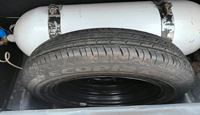 2022 Maruti Celerio VXI CNG, Petrol, Manual, 72,959 km, tyre