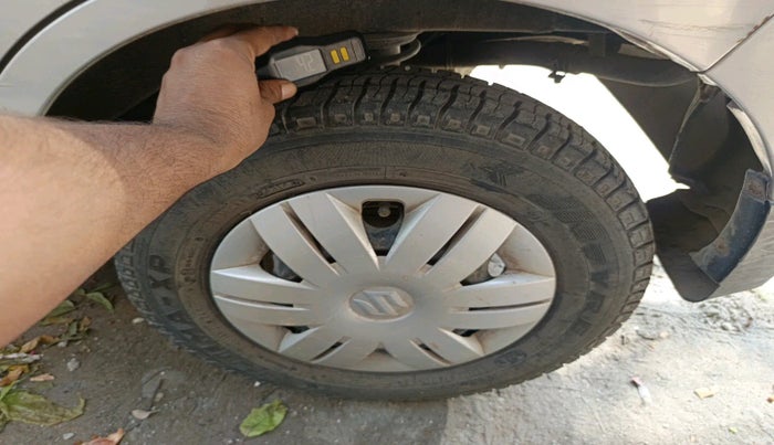 2014 Maruti Alto 800 LXI, Petrol, Manual, 23,558 km, tyre