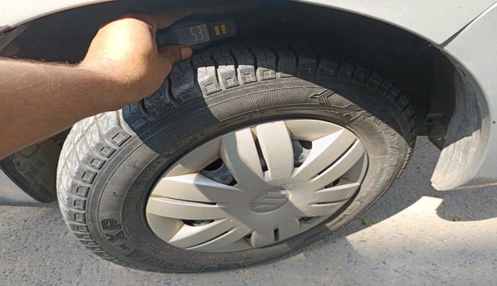 2014 Maruti Alto 800 LXI, Petrol, Manual, 23,558 km, tyre