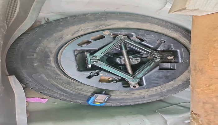 2012 Hyundai i10 MAGNA 1.2, Petrol, Manual, 94,313 km, tyre