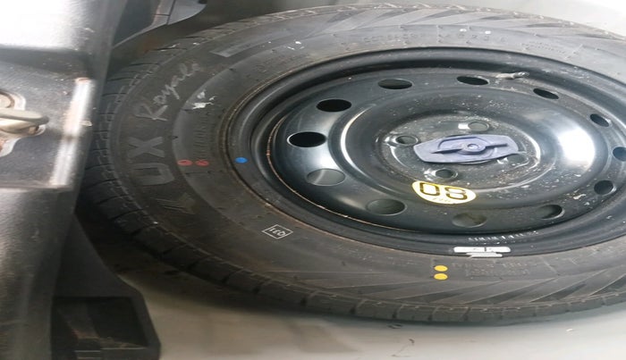 2023 Maruti Swift ZXI PLUS AMT, Petrol, Automatic, 17,634 km, tyre