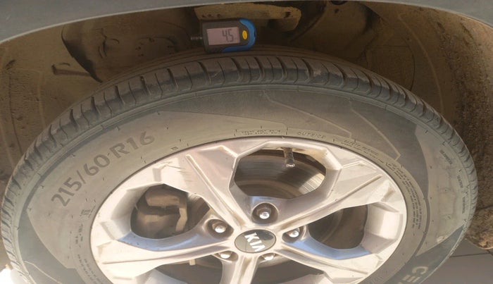 2019 KIA SELTOS HTK PLUS 1.5, Petrol, Manual, 1,63,753 km, tyre