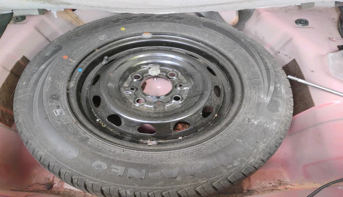 2021 Tata Tiago XT LIMITED EDITION PETROL, Petrol, Manual, 85,961 km, tyre