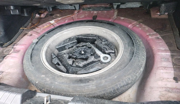 2011 Chevrolet Cruze LTZ, Diesel, Manual, 85,351 km, tyre