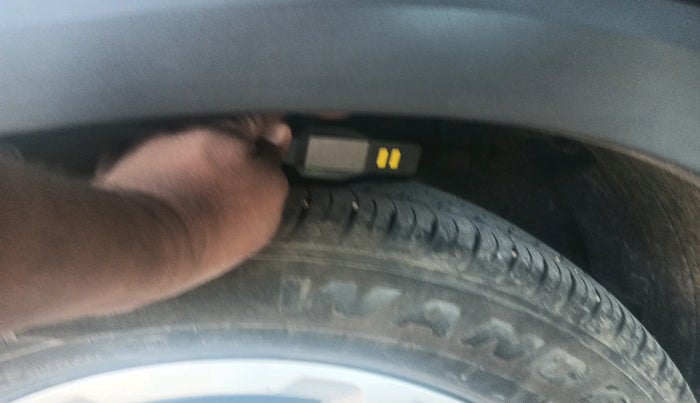 2023 KIA SONET HTK PLUS 1.2 PETROL MT, Petrol, Manual, 8,130 km, tyre