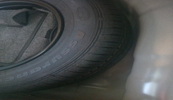 2023 KIA SONET HTK PLUS 1.2 PETROL MT, Petrol, Manual, 8,130 km, tyre