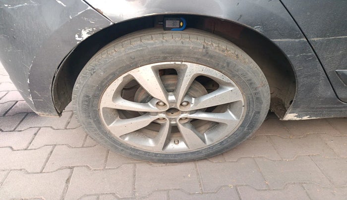 2015 Hyundai Elite i20 ASTA 1.2, Diesel, Manual, 2,10,741 km, tyre
