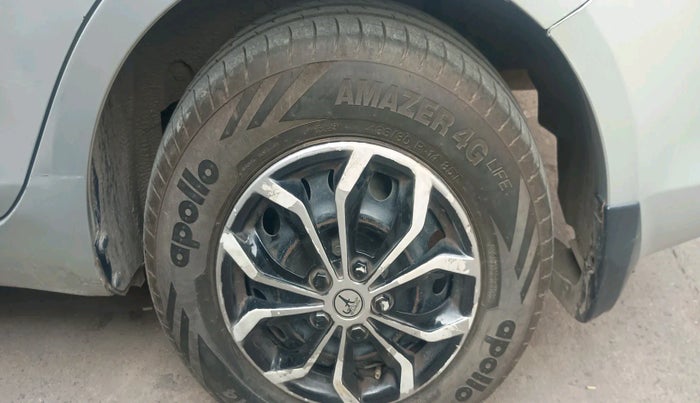 2015 Maruti Swift Dzire VXI, Petrol, Manual, 1,18,032 km, tyre