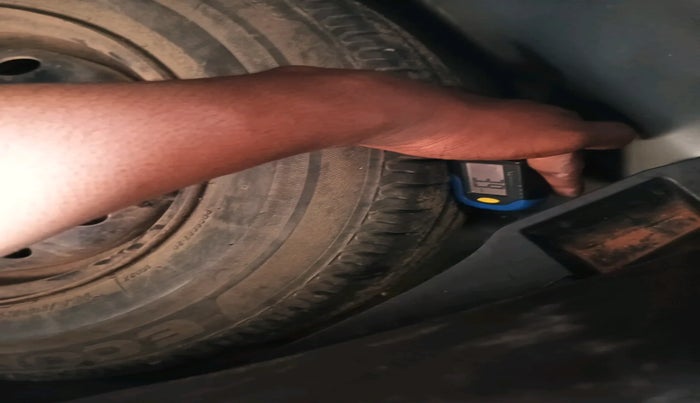 2023 Maruti Swift VXI, Petrol, Manual, 25,058 km, tyre