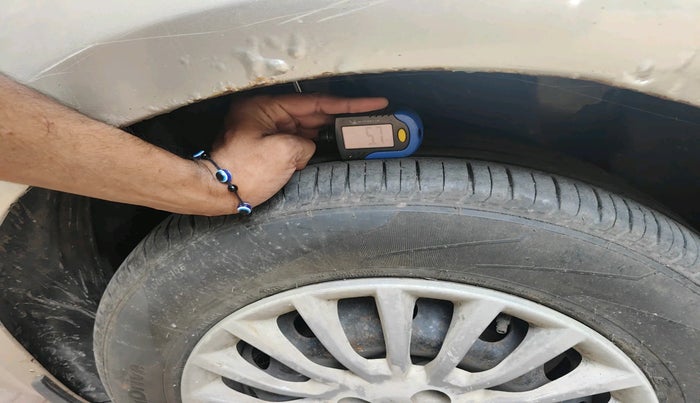 2010 Fiat Linea ACTIVE 1.4 L, Petrol, Manual, 50,938 km, tyre