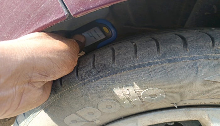 2015 Hyundai Grand i10 MAGNA 1.2 KAPPA VTVT, Petrol, Manual, 92,398 km, tyre