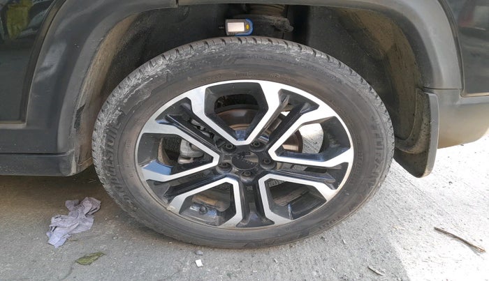 2023 Jeep Compass LIMITED (O) 1.4 PETROL DCT, Petrol, Automatic, 17,709 km, tyre