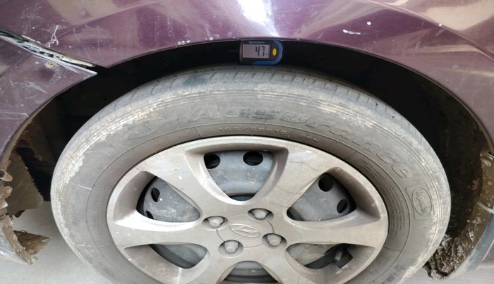 2013 Hyundai Verna FLUIDIC 1.6 CRDI EX, Diesel, Manual, 2,14,389 km, tyre