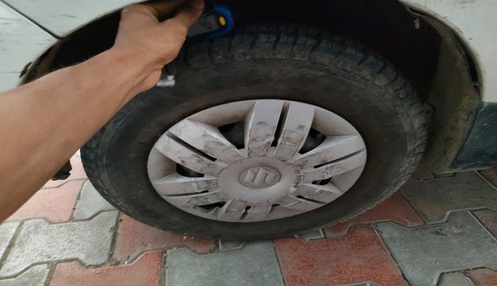 2013 Maruti Alto 800 LXI, Petrol, Manual, 9,476 km, tyre