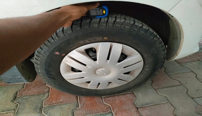 2013 Maruti Alto 800 LXI, Petrol, Manual, 9,476 km, tyre