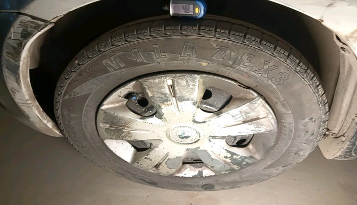 2011 Maruti Swift Dzire VXI, Petrol, Manual, 1,27,016 km, tyre