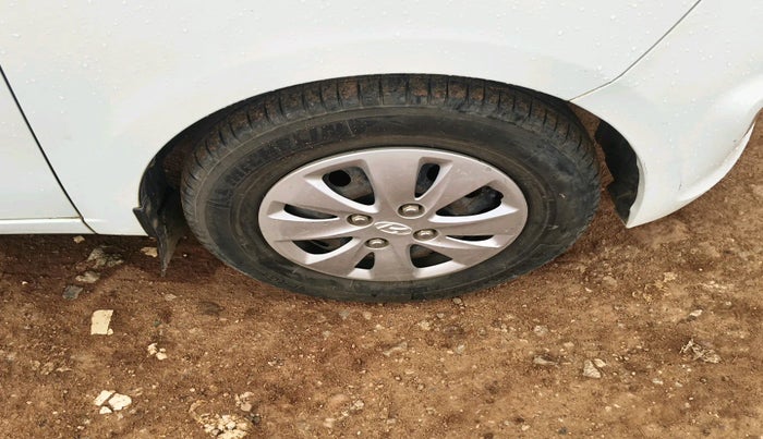 2011 Hyundai i10 SPORTZ 1.2, Petrol, Manual, 48,378 km, tyre