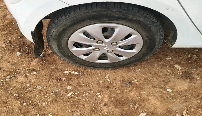 2011 Hyundai i10 SPORTZ 1.2, Petrol, Manual, 48,378 km, tyre