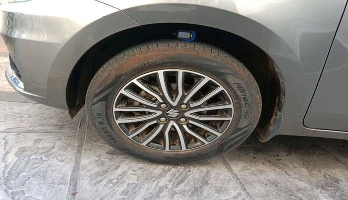 2022 Maruti Dzire ZXI Plus AMT, Petrol, Automatic, 29,592 km, tyre