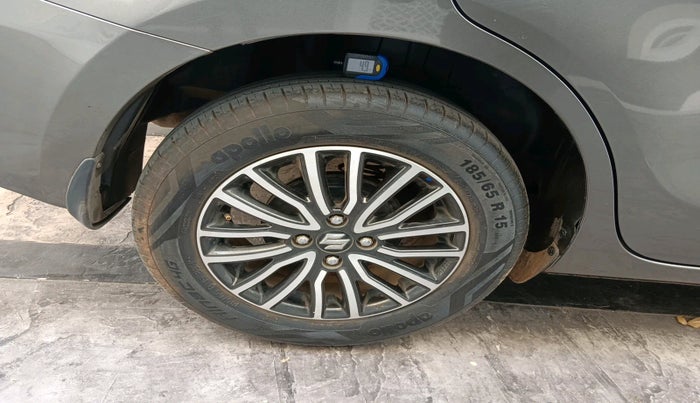 2022 Maruti Dzire ZXI Plus AMT, Petrol, Automatic, 29,592 km, tyre