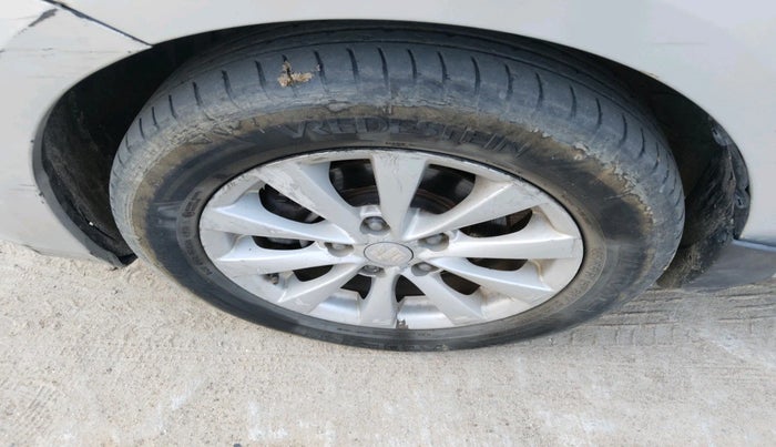 2014 Maruti Ertiga VDI, Diesel, Manual, 59,054 km, tyre