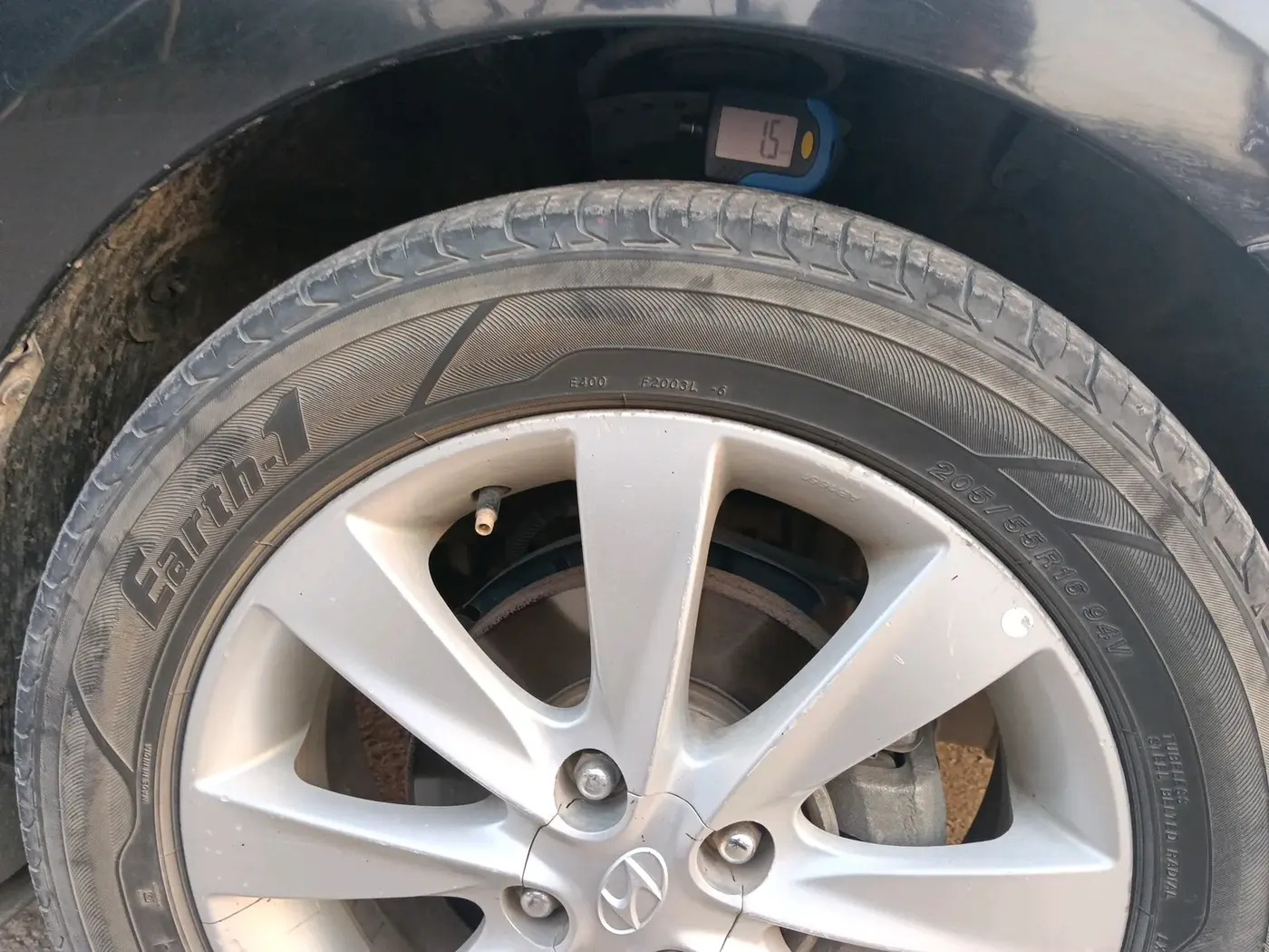 2013 Hyundai Verna FLUIDIC 1.6 VTVT SX, Petrol, Manual, 1,56,664 km, tyre