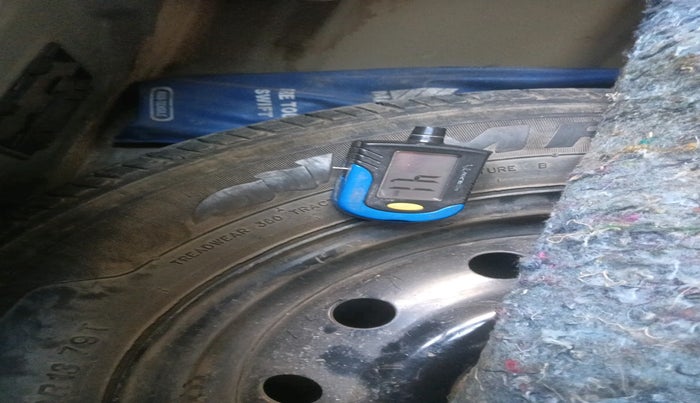 2013 Maruti A Star VXI, Petrol, Manual, 77,944 km, tyre