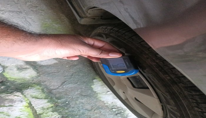 2013 Maruti A Star VXI, Petrol, Manual, 77,944 km, tyre