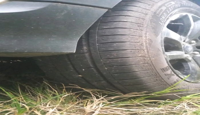 2020 Ford FREESTYLE FLAIR EDITION 1.2 PETROL, Petrol, Manual, 92,637 km, tyre