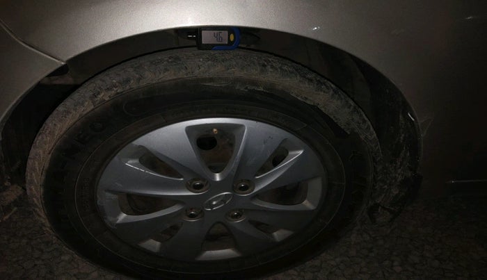 2012 Hyundai i10 SPORTZ 1.2, Petrol, Manual, 50,161 km, tyre