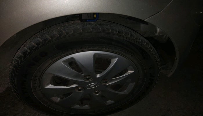 2012 Hyundai i10 SPORTZ 1.2, Petrol, Manual, 50,161 km, tyre