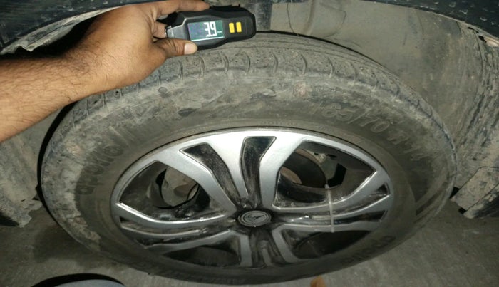 2018 Tata TIAGO NRG PETROL, Petrol, Manual, 1,06,826 km, tyre