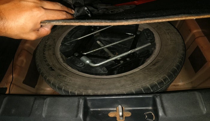 2019 Tata NEXON XT PETROL, Petrol, Manual, 45,144 km, tyre