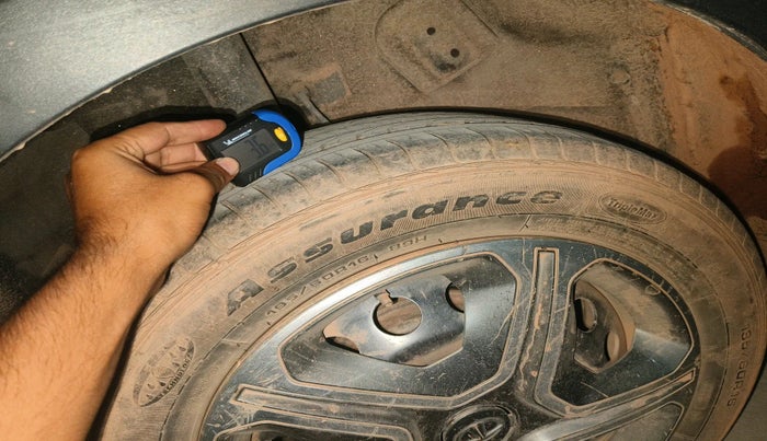 2019 Tata NEXON XT PETROL, Petrol, Manual, 45,144 km, tyre