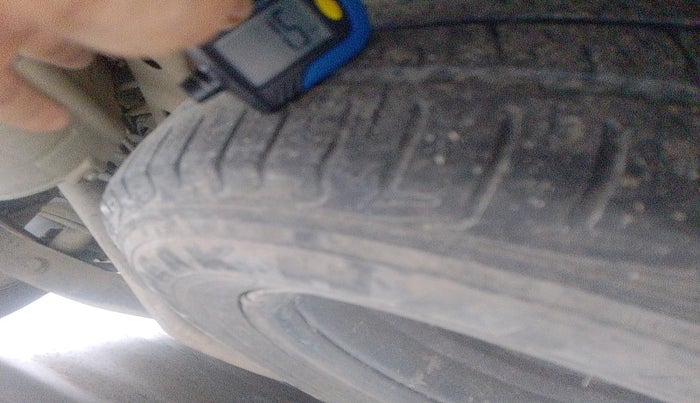 2016 Mahindra XUV500 W10, Diesel, Manual, 14,553 km, tyre