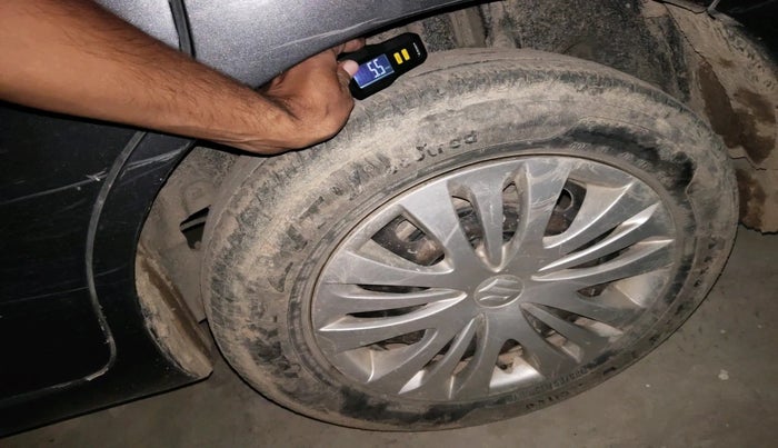 2013 Maruti Ertiga VXI, Petrol, Manual, 83,609 km, tyre