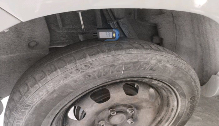 2013 Nissan Terrano XL (D), Diesel, Manual, 47,423 km, tyre