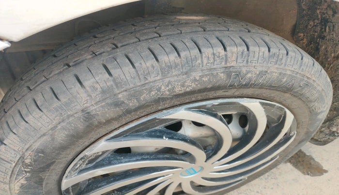 2016 Hyundai XCENT PRIME T, Petrol, Manual, 1,45,000 km, tyre