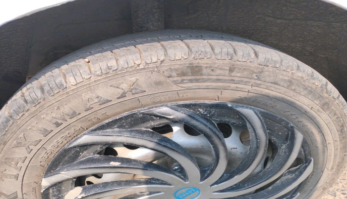 2016 Hyundai XCENT PRIME T, Petrol, Manual, 1,45,000 km, tyre