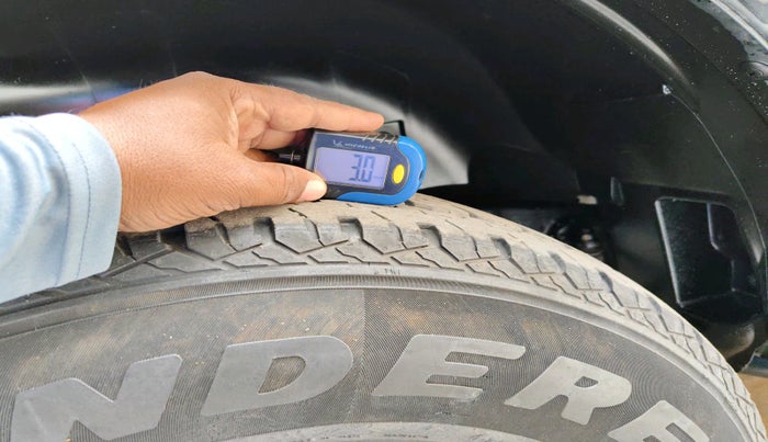 2020 Mahindra Thar AX P MT 4WD ST, Petrol, Manual, 47,970 km, tyre