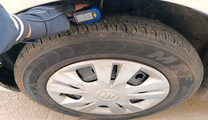 2012 Maruti Swift Dzire VDI, Diesel, Manual, 3,39,587 km, tyre