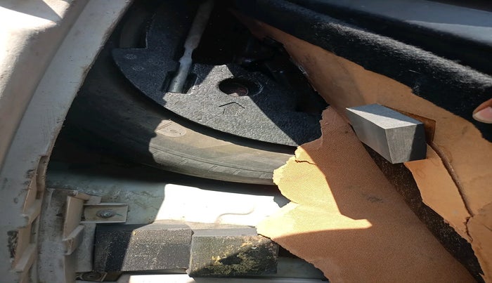 2021 Mahindra XUV300 W4 1.5 DIESEL, Diesel, Manual, 98,647 km, tyre