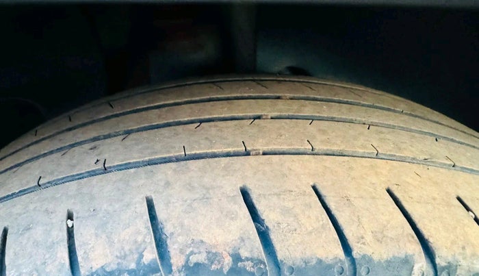 2024 Hyundai Creta E 1.5 DIESEL, Diesel, Manual, 45,000 km, tyre