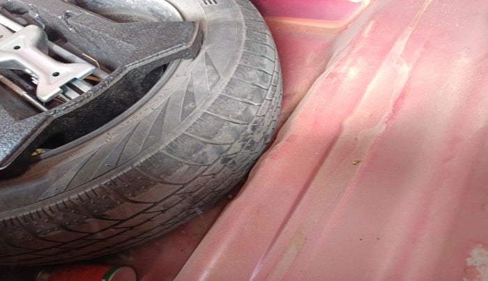 2016 Maruti Celerio VXI, Petrol, Manual, 54,055 km, tyre