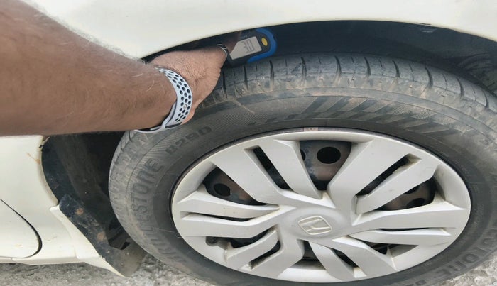 2014 Honda City 1.5L I-VTEC SV CVT, Petrol, Automatic, 1,46,241 km, tyre