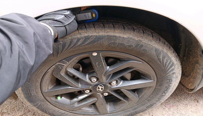 2020 Hyundai GRAND I10 NIOS SPORTZ AMT 1.2 KAPPA VTVT, Petrol, Automatic, 38,185 km, tyre