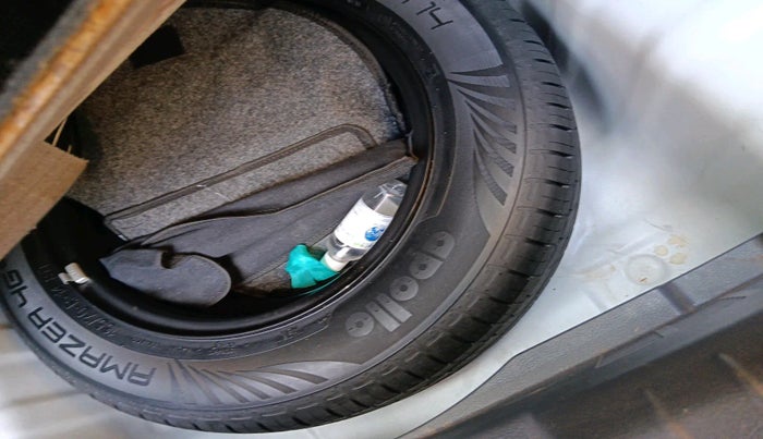 2020 Hyundai GRAND I10 NIOS SPORTZ AMT 1.2 KAPPA VTVT, Petrol, Automatic, 38,185 km, tyre