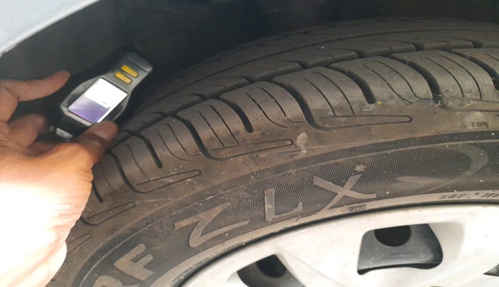 2019 Hyundai Elite i20 MAGNA PLUS 1.2, Petrol, Manual, 32,293 km, tyre